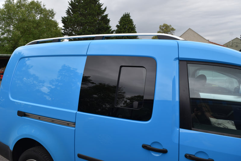 Volkswagen Caddy sliding rear window