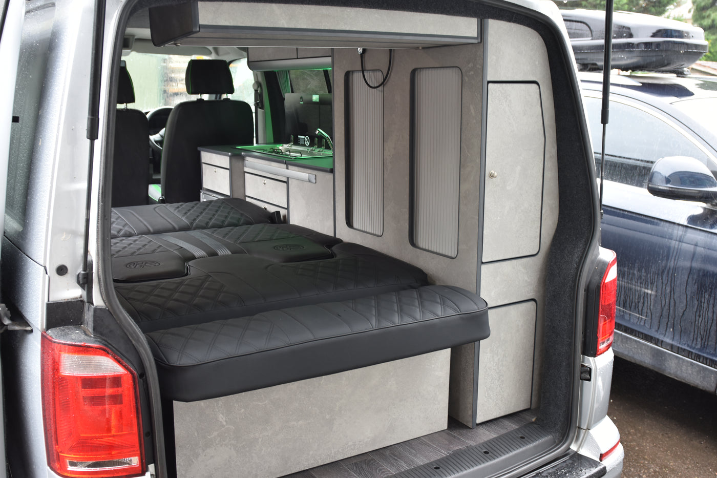 VW Transporter with Smart Bed fitted